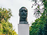 Бюст И. М. Поддубного
