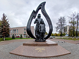 Памятник труженикам тыла