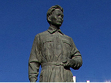 Памятник М.К. Аммосову