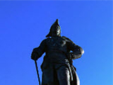 Площадь Петра I, памятник