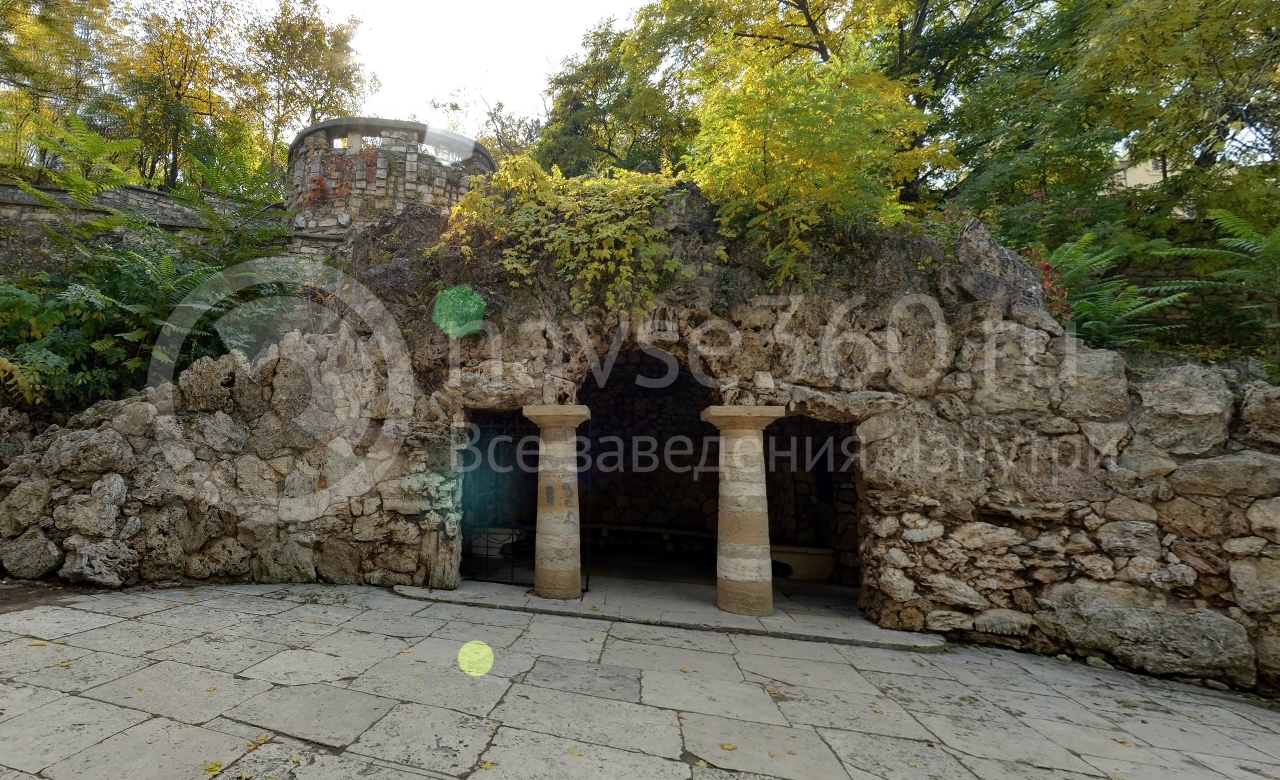 парк Цветник, грот Дианы